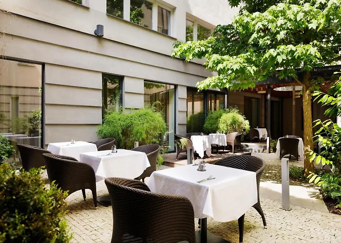 Prokop Square 4*