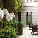 Prokop Square 4*