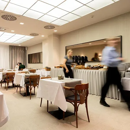 Prokop Square Hotel 4*