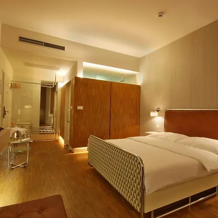 Hotel Prokop Square 4*