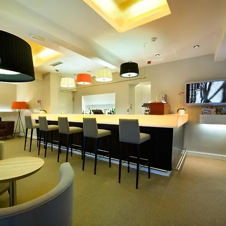 Prokop Square Ξενοδοχείο 4*