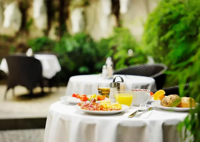 Prokop Square Hotel