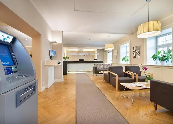 Prokop Square 4*